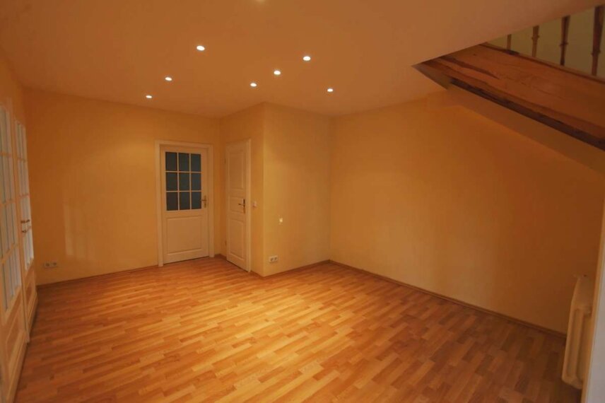 b9b7fa36-175c-4320-af49-c8ad8e