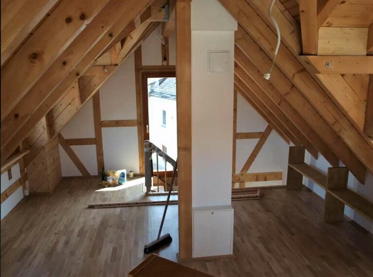 Studio Dachgeschoss
