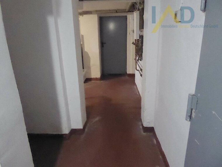 Flur im Keller