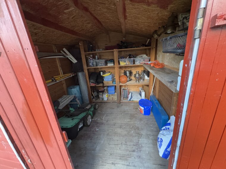 Gartenhaus von innen