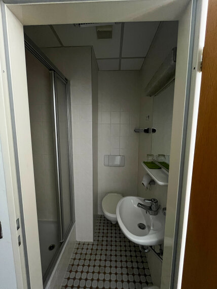 Seitenflügel - Zimmer