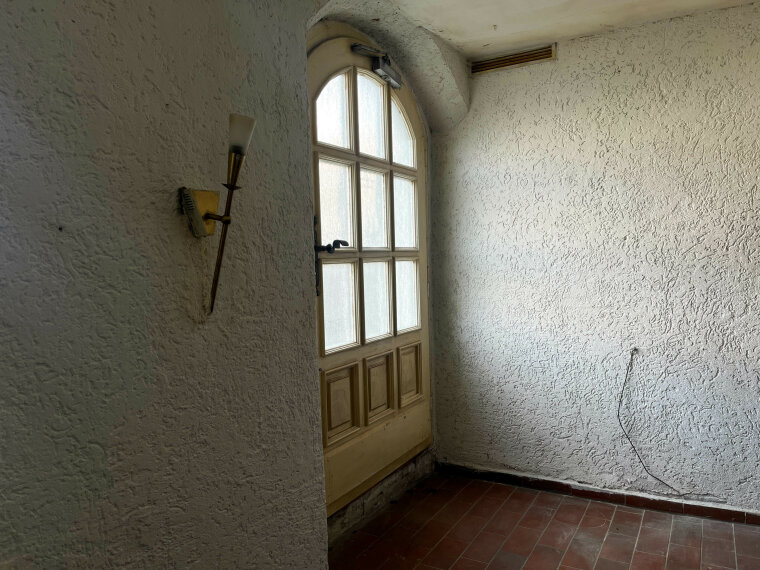 Bierkeller - Eingang