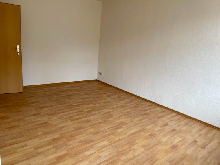 Wohn- und Schlafzimmer