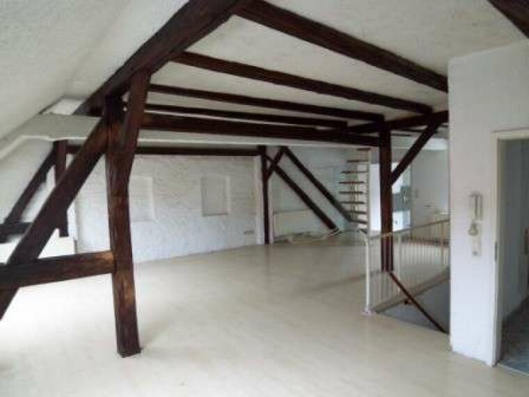 Wohnung im 2.OG mit ausgebaute