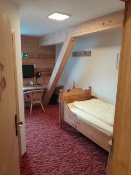 Einzelzimmer mit Bad