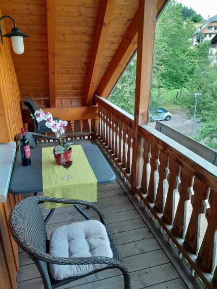 Doppelz. mit Bad und Balkon