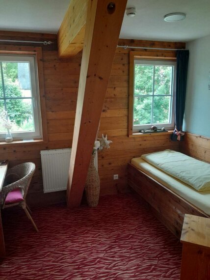 Einzelzimmer mit Bad