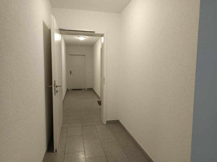 Extratür zu zwei Wohnungen