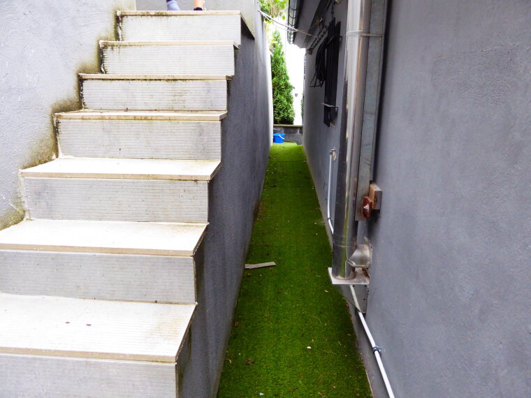 Treppe in den Garten