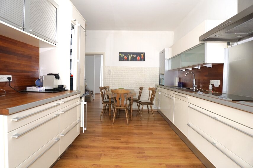 EG Essküche mit Balkon