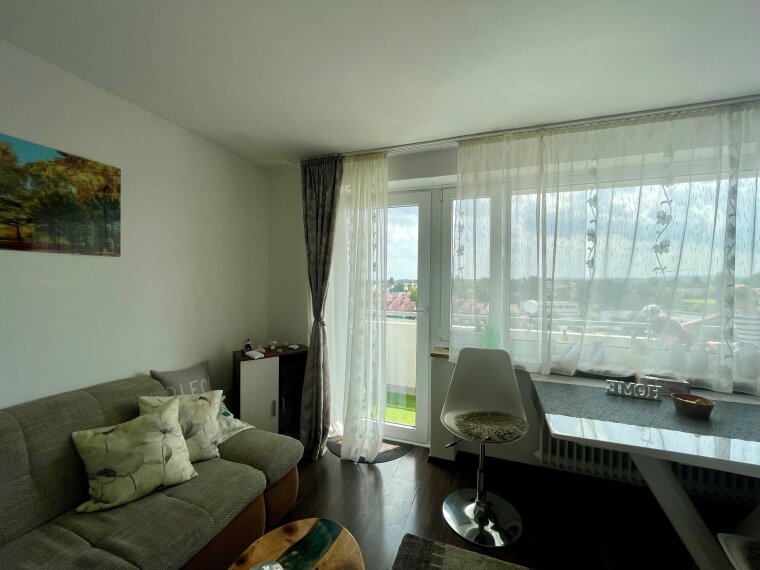 Wohnzimmer Zugang zum Balkon