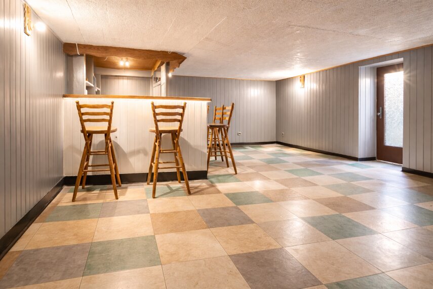 UG - Hobbyraum mit Ausgang 