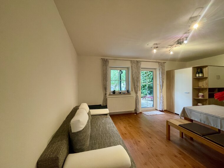 Wohnzimemr (Einliegerwhg.)