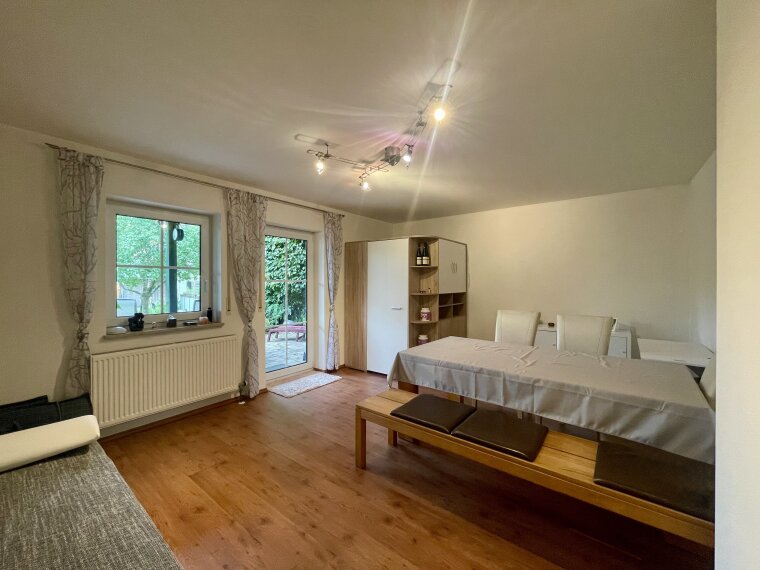 Wohnzimmer (Einliegerwhg.)