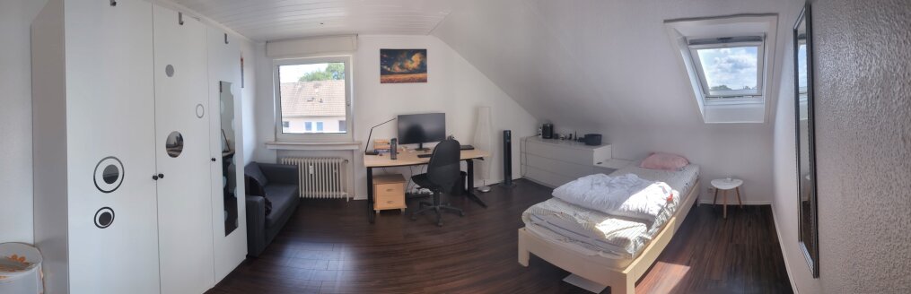 Schlafzimmer 1