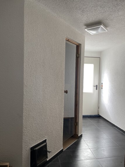 separater Eingang zum Keller 