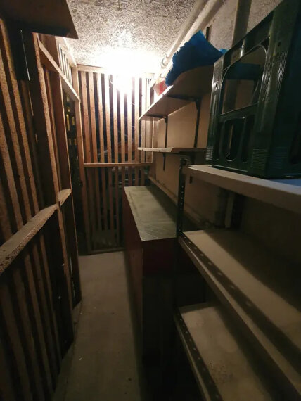 Keller