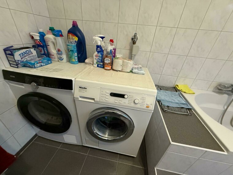 Waschmaschinen/Trocknerplatz