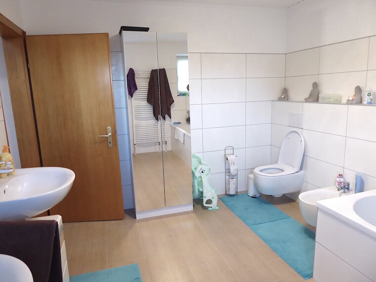 Tageslichtbadezimmer EG