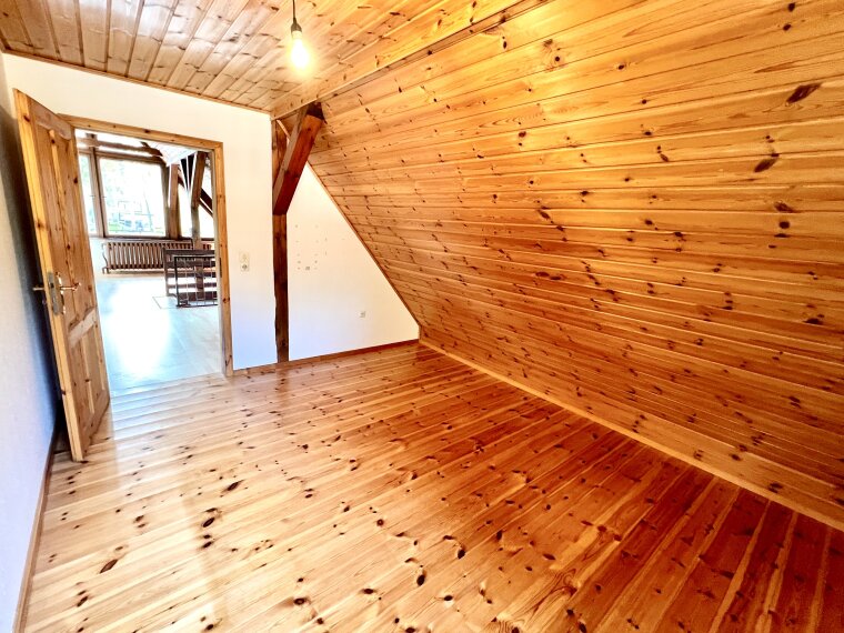 zweites Schlafzimmer im OG