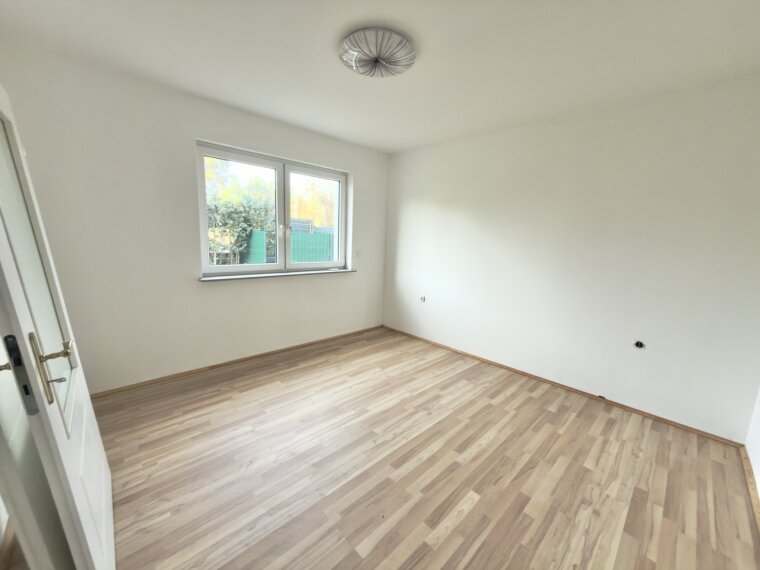 Schlafzimmer 2 im EG