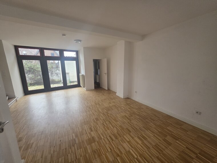 Wohnbereich mit Badezimmer EG 