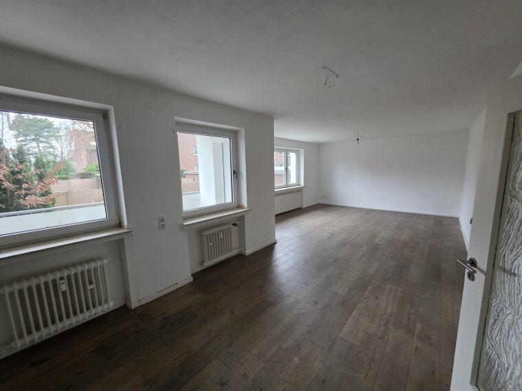 Wohnzimmer mit Laminat 2016