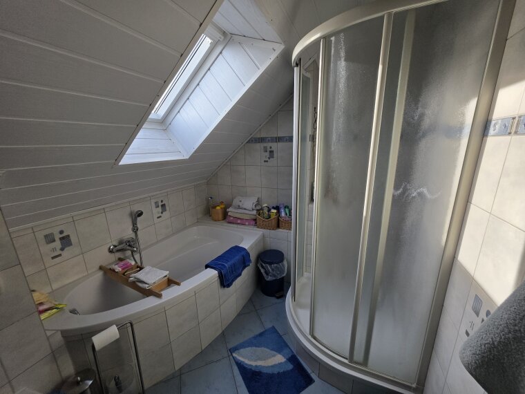 Badezimmer !.OG