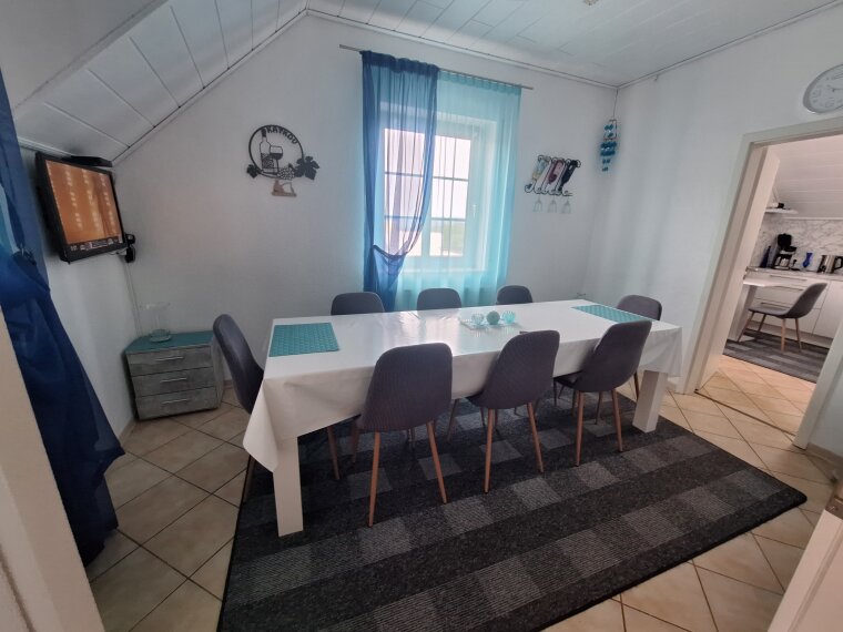 Nebenhaus Esszimmer