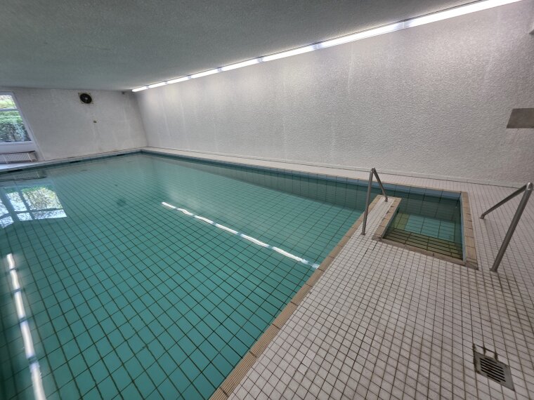 Schwimmbad