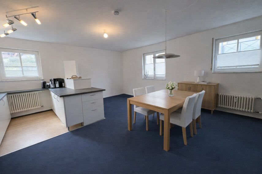 separate Wohnmöglichkeit mit Küche und Badezimmer 