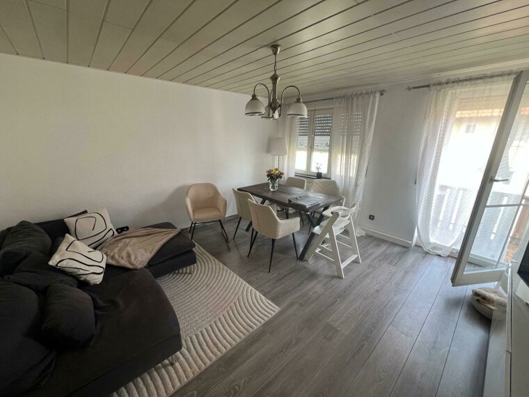 Wohn-und Esszimmer