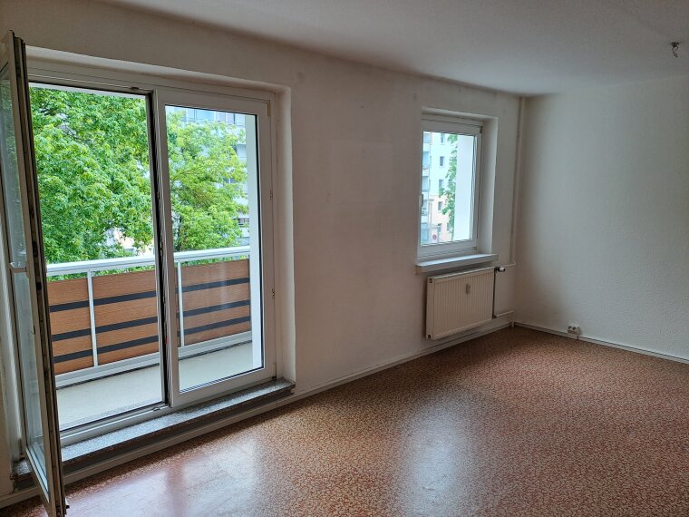 Wohnzimmer Zugang zum Balkon