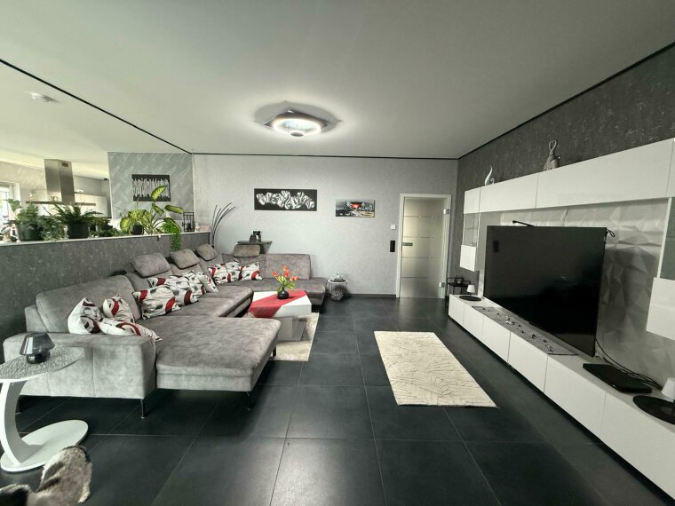 Wohnzimmer/TV-Bereich