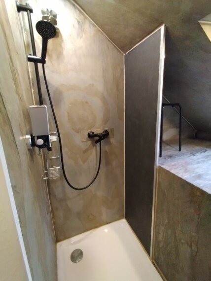 DG Dusche