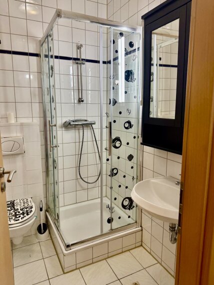 Bad mit Dusche