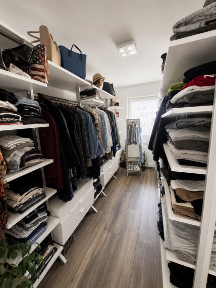 Ankleidezimmer OG