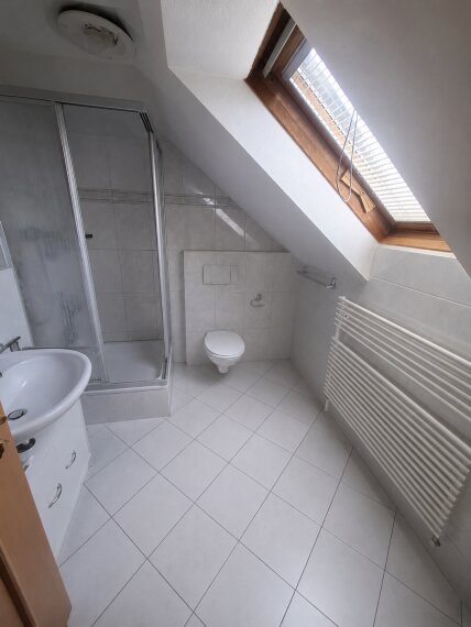 Badezimmer DG