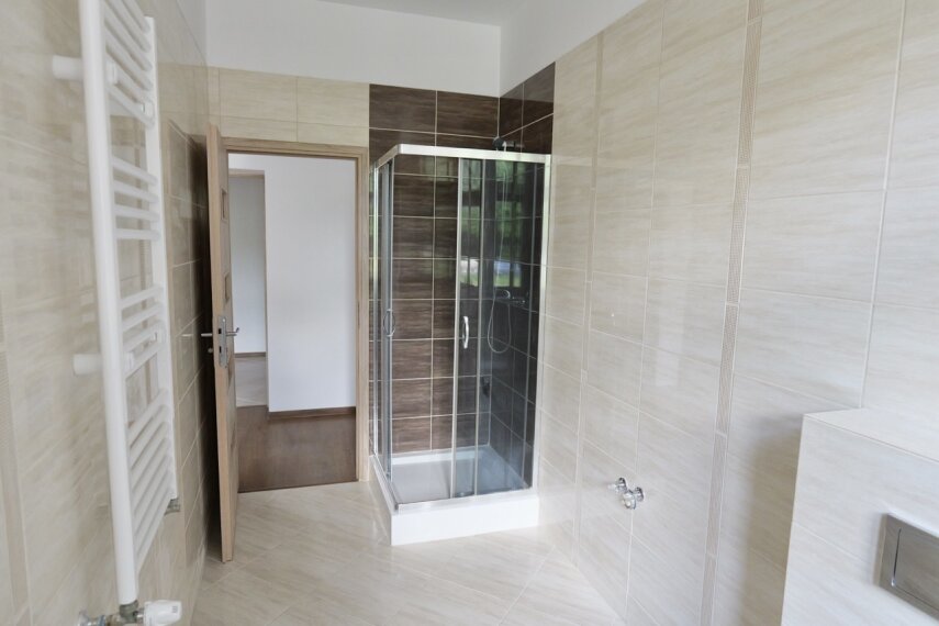 Bad mit Dusche
