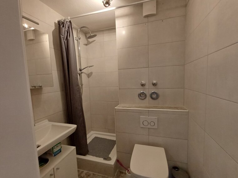 Bad mit Dusche