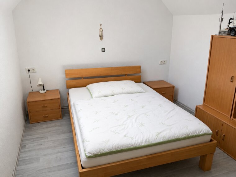 Schlafzimmer DG
