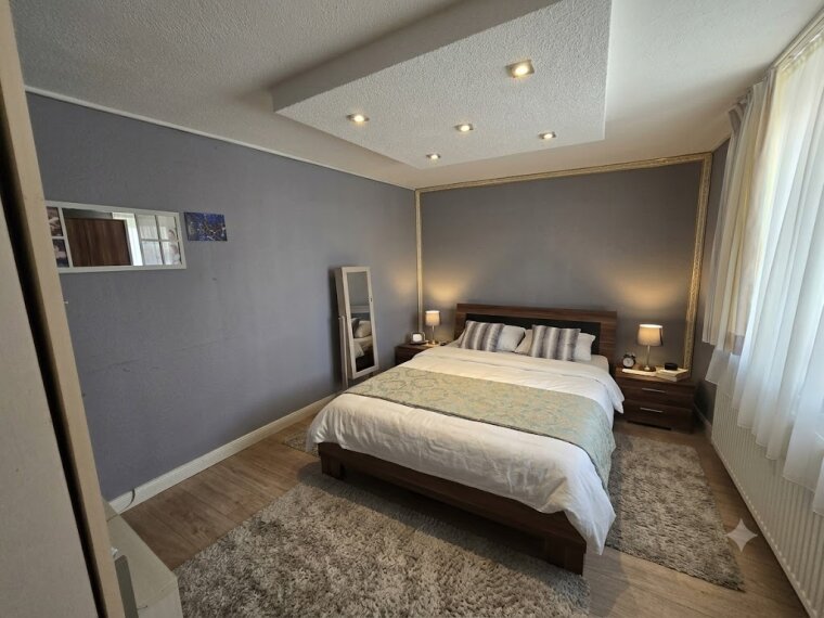 Zimmer-2Zi. - Virtuell eing.